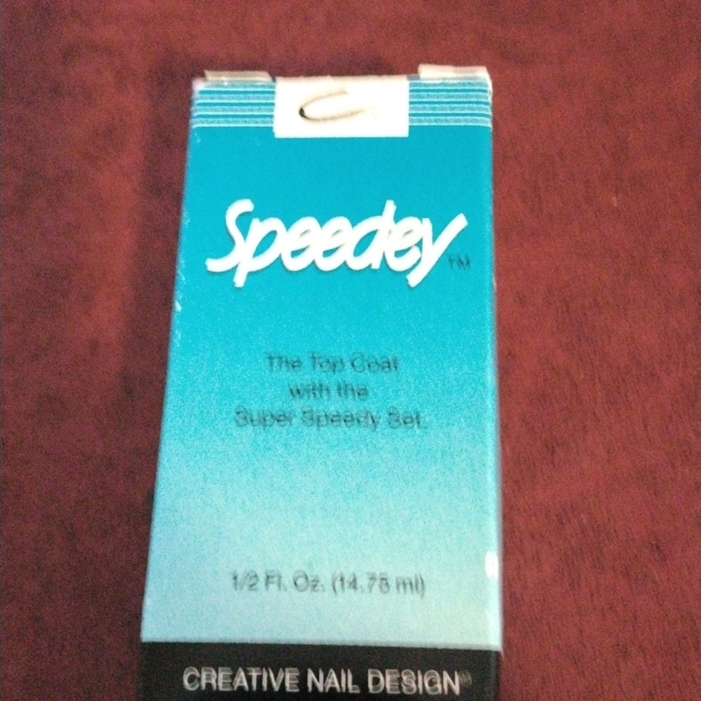 Speedy nail polish